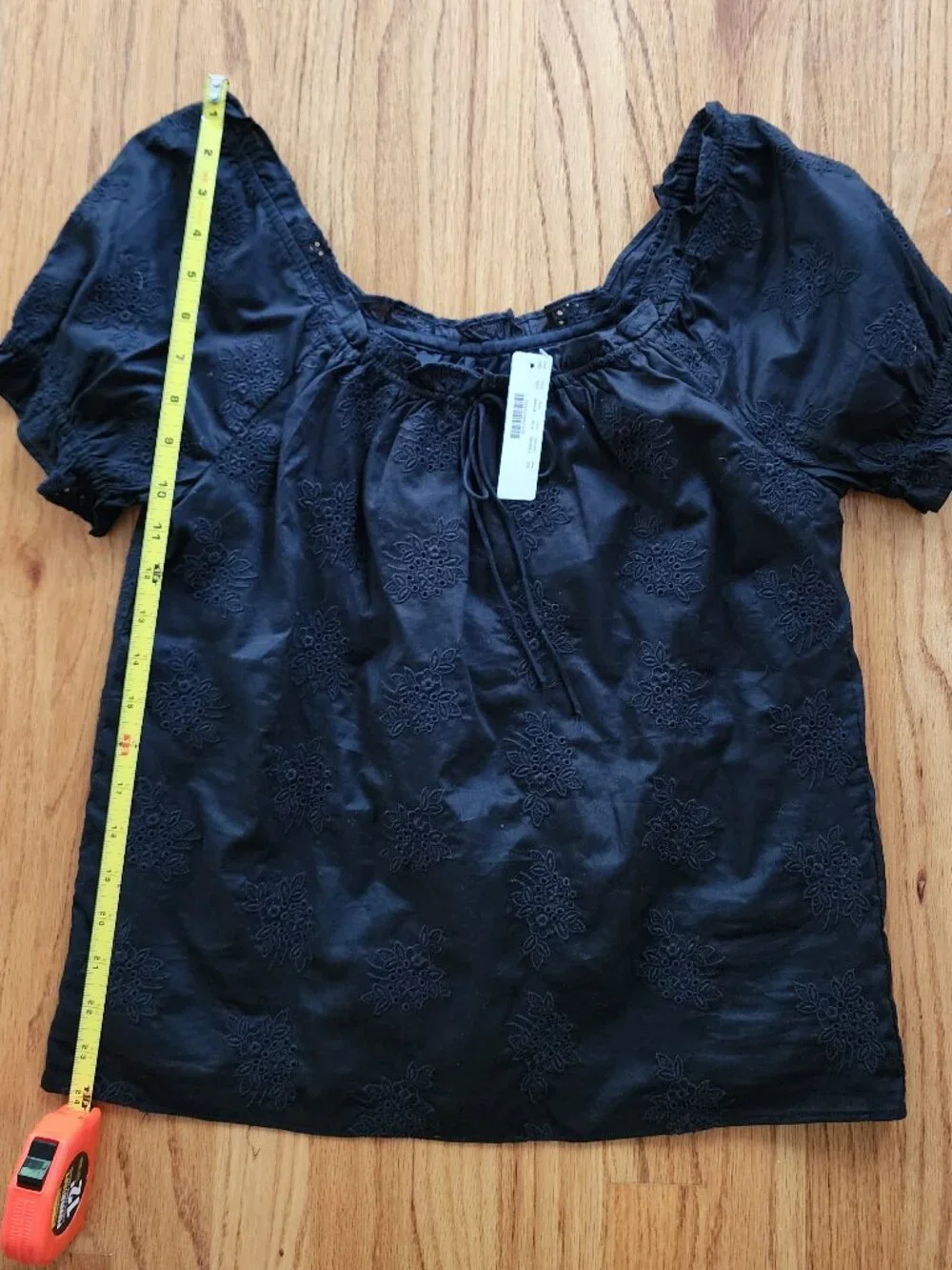NWT J.Crew Eyelet Short-Sleeve Peasant Top (Extra Small)